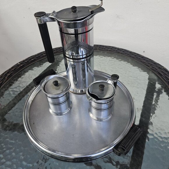 Sunbeam Chrome Art Deco Beverage Set made in 1934 and design by Michael McArdle - Picture 2 of 9